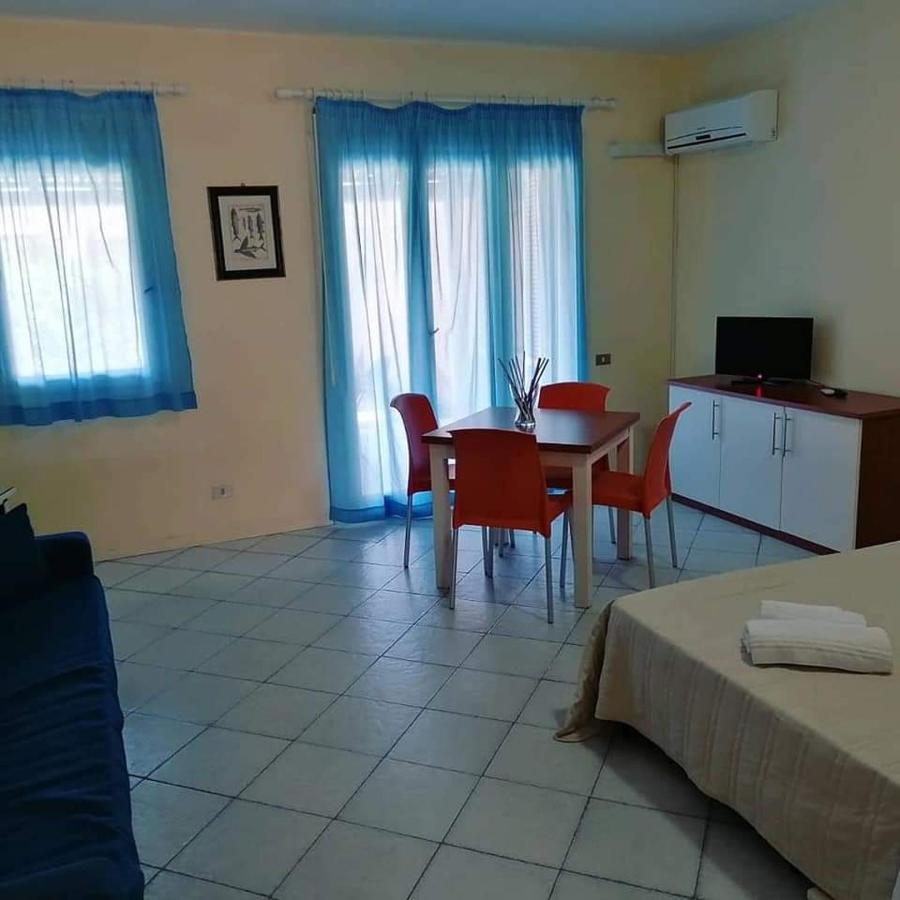 Baia Dei Delfini Aparthotel Furnari Εξωτερικό φωτογραφία
