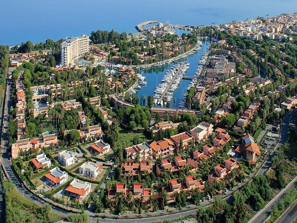 Baia Dei Delfini Aparthotel Furnari Εξωτερικό φωτογραφία