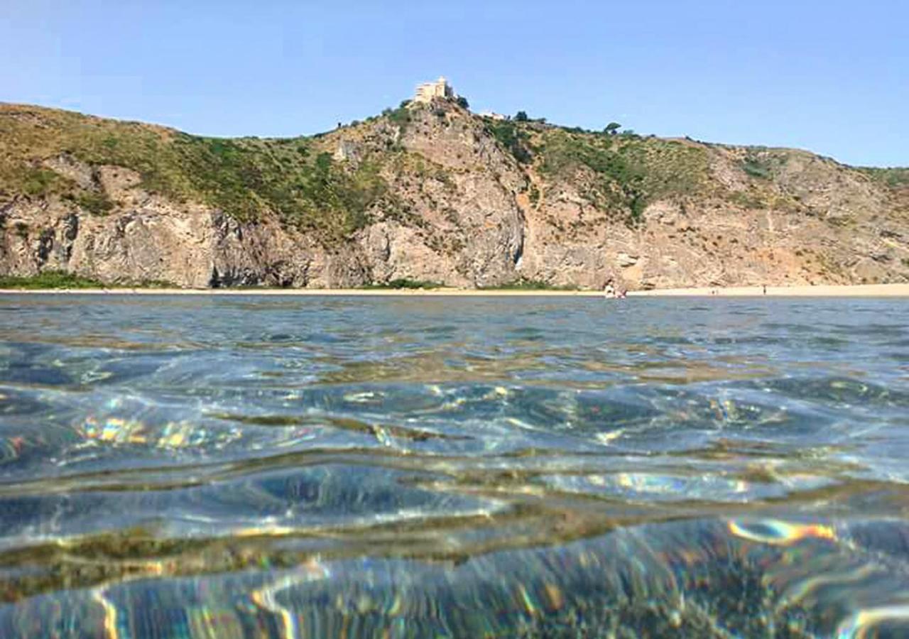 Baia Dei Delfini Aparthotel Furnari Εξωτερικό φωτογραφία