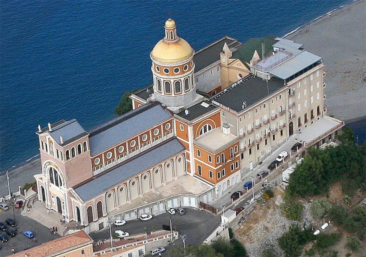 Baia Dei Delfini Aparthotel Furnari Εξωτερικό φωτογραφία