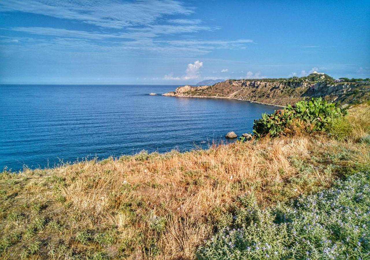 Baia Dei Delfini Aparthotel Furnari Εξωτερικό φωτογραφία